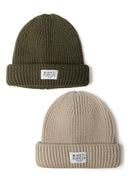 Two-pack of knitted rib hats in khaki and beige with badge detail, front view.