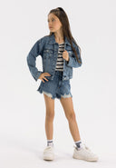 Girls oversized denim jacket in blue, front view with button closure and two chest pockets.